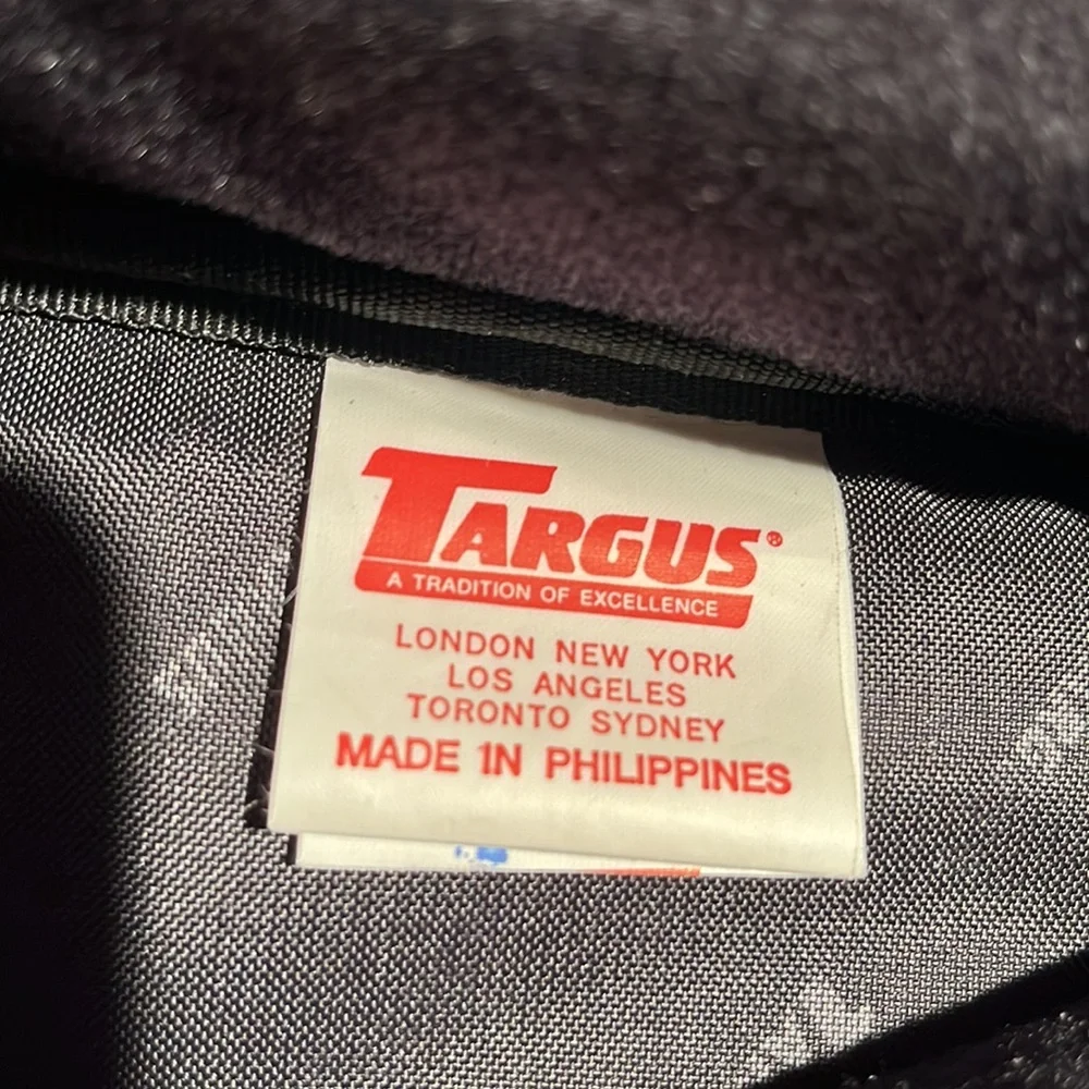 Targus Laptop Bag Classic Slim Briefcase Messenger Bag,Foam Padded Laptop Case